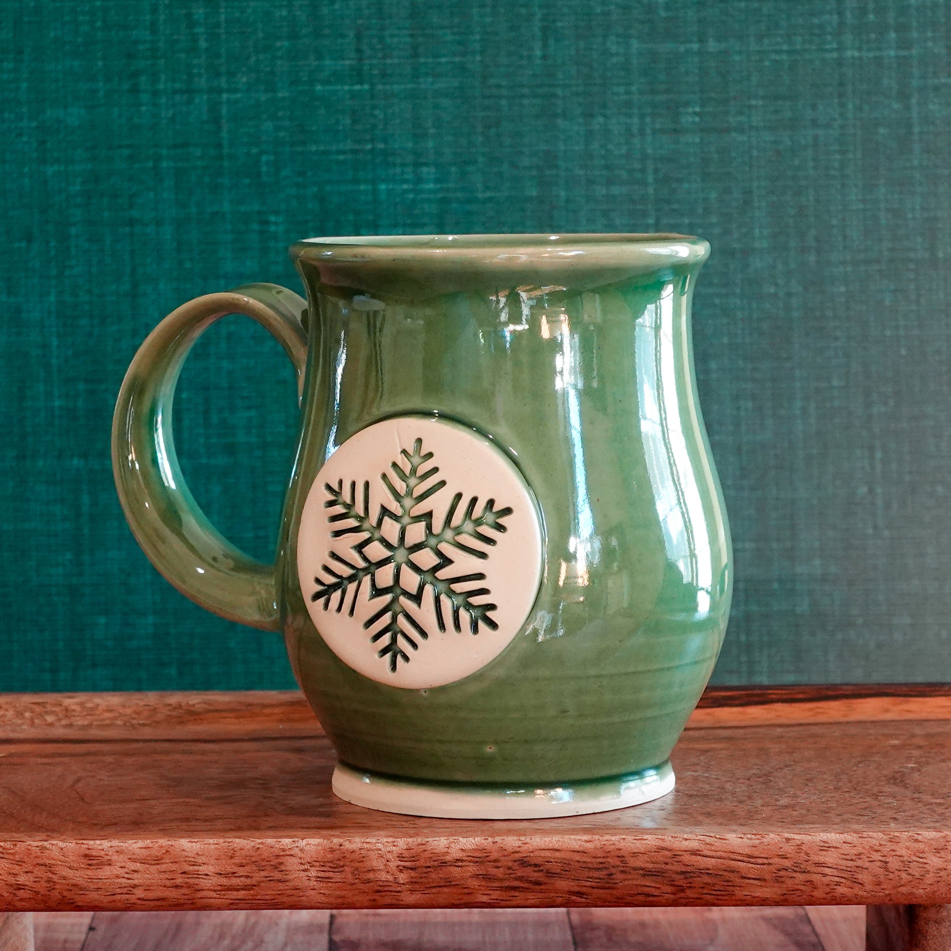 Green Snowflake Mug - 14oz