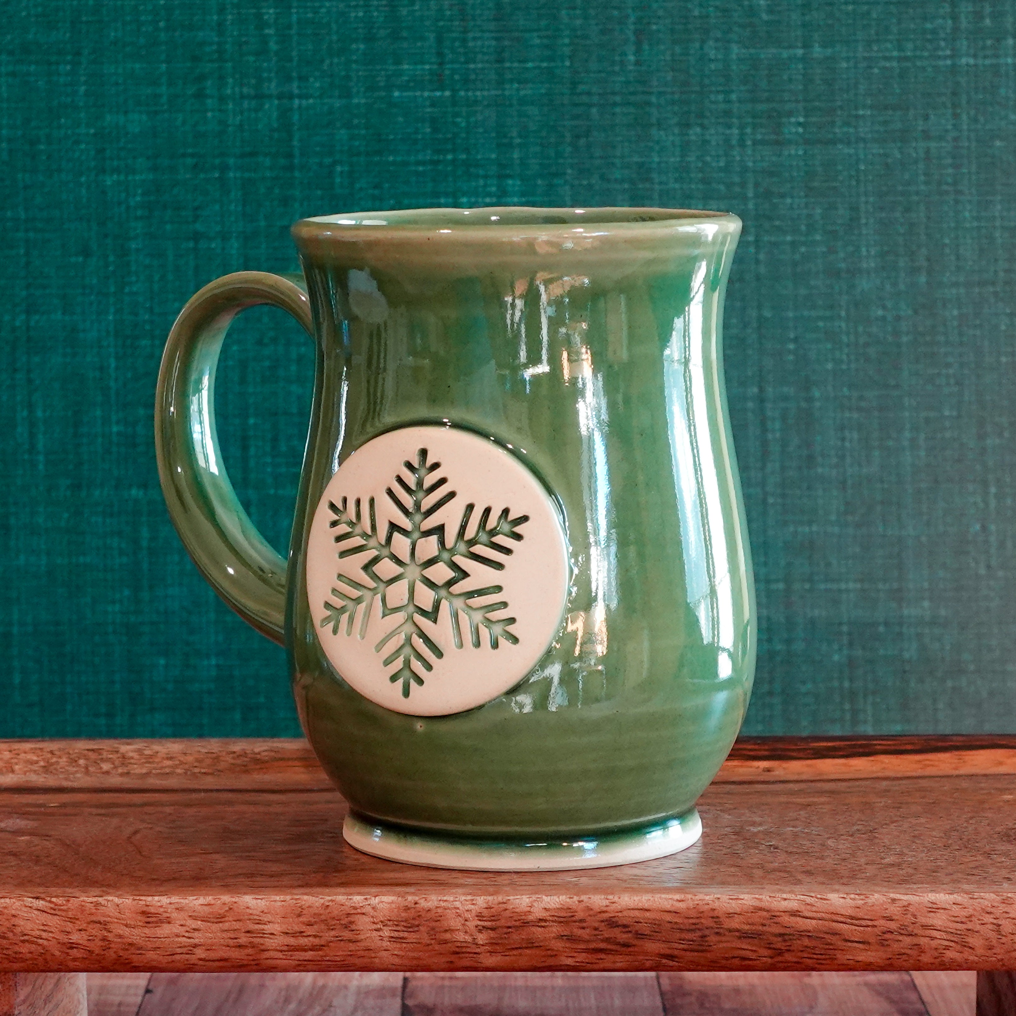 Green Snowflake  Mug - 14oz