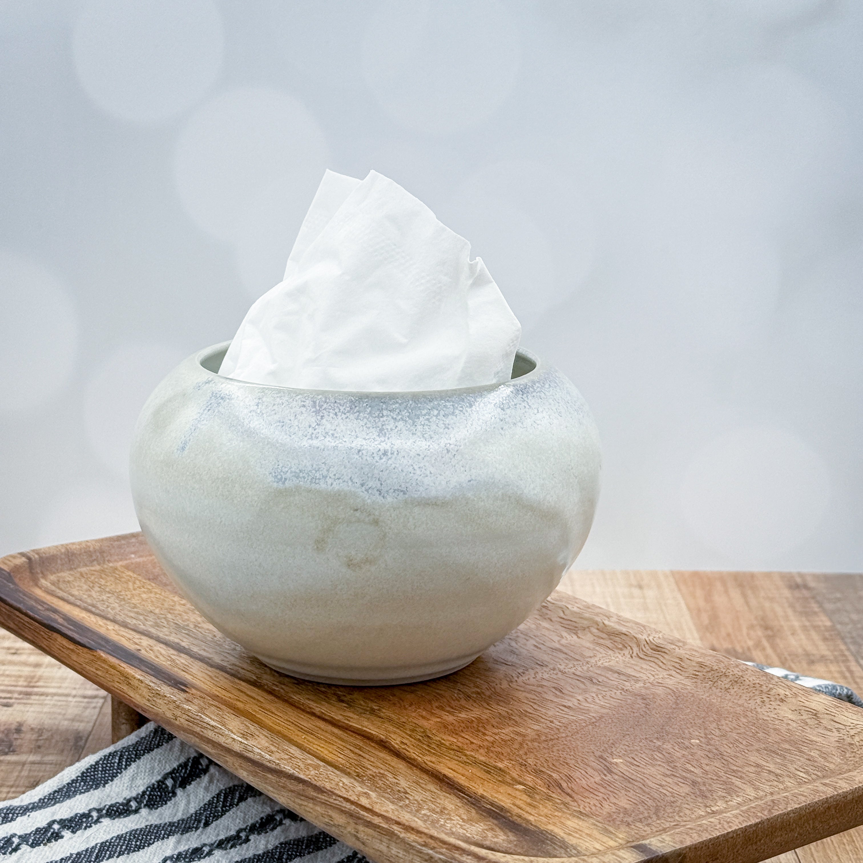White/Seafoam Tissue Bowl
